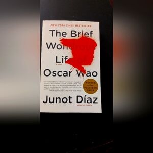 The Brief Wondrous Life of Oscar Wao by Junot Díaz - White Cover with Red Accent